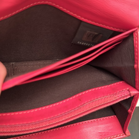 Fendi Wallet - Picture 7 of 7